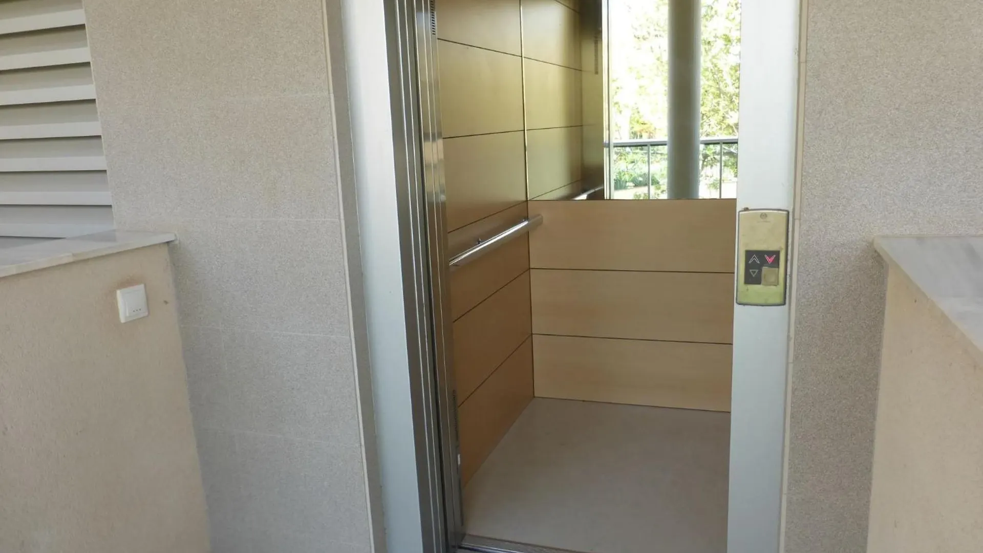 2 Bedroom Apartment In The Oasis Complex روكيتاس ذي مار