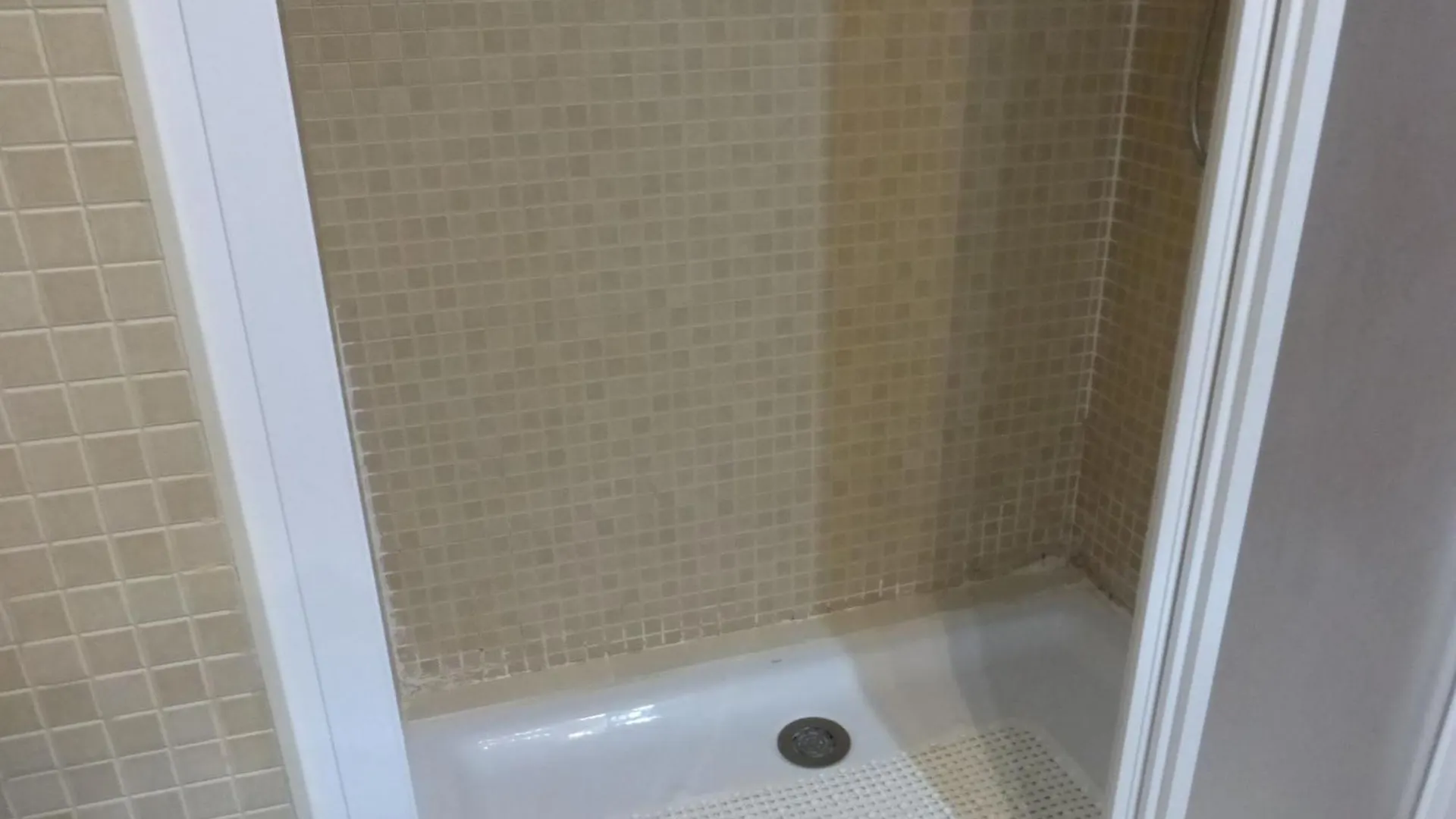 רוקאוטס דה מר 2 Bedroom Apartment In The Oasis Complex